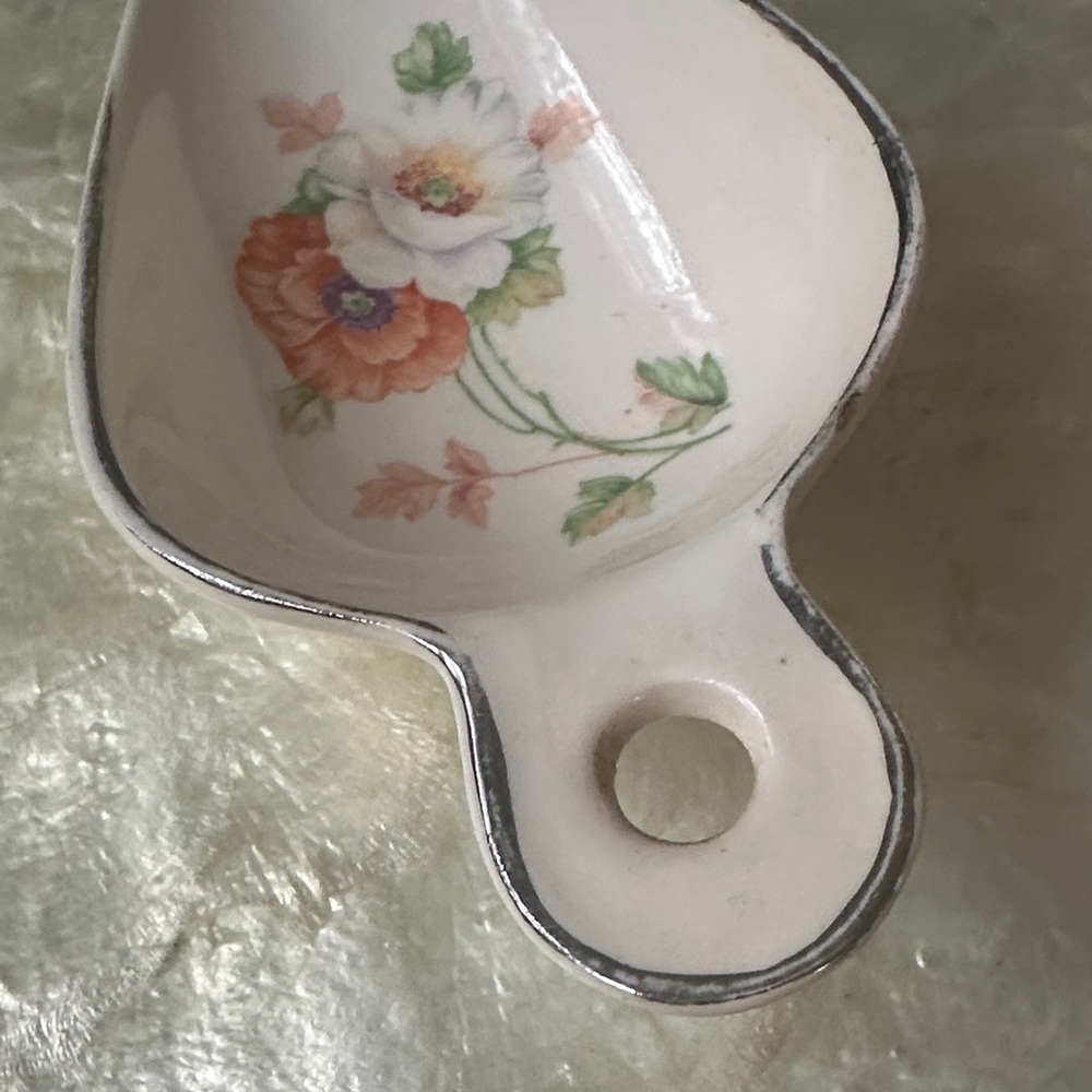 Floral Ceramic Serving Utensils - Picture 7 of 11